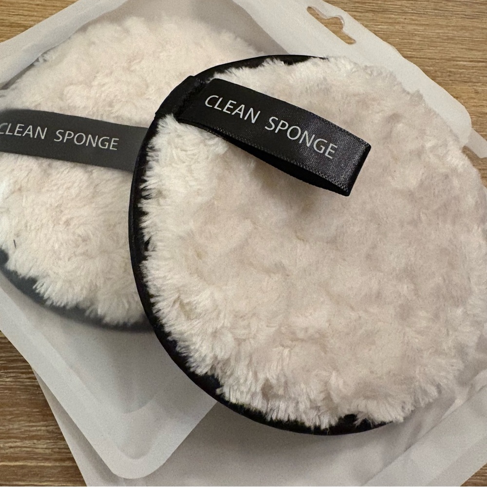New- Makeup Remover Facial Sponge Pad Set - Picture 12 of 12